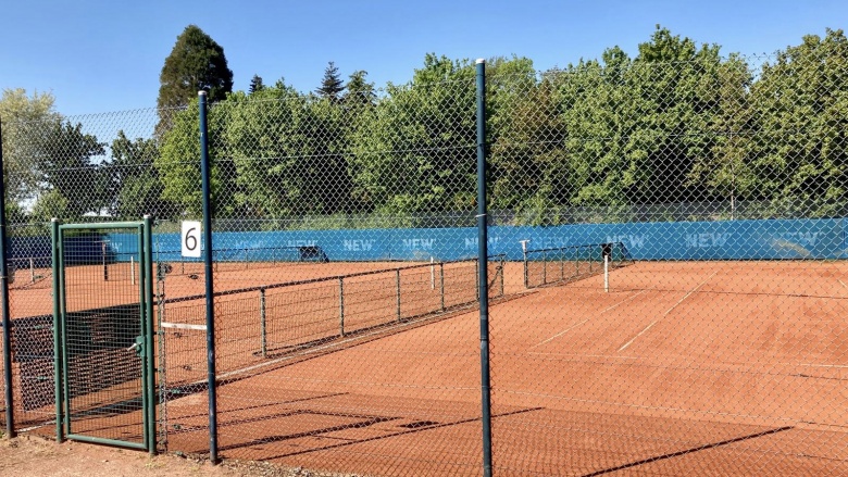 Tennisplatz MG