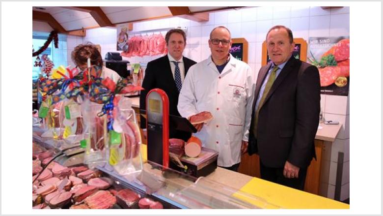 Besuch von Frank Boss und mir vor einigen Wochen beim Obermeister der Fleischerinnung Josef Baumanns Besuch von Frank Boss und mir vor einigen Wochen beim Obermeister der Fleischerinnung Josef Baumanns