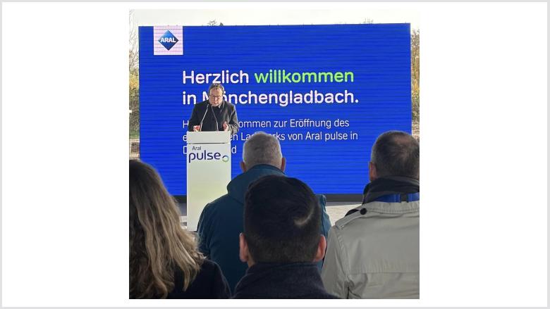 E-Tankstelle von Aral in  Möchengladbach