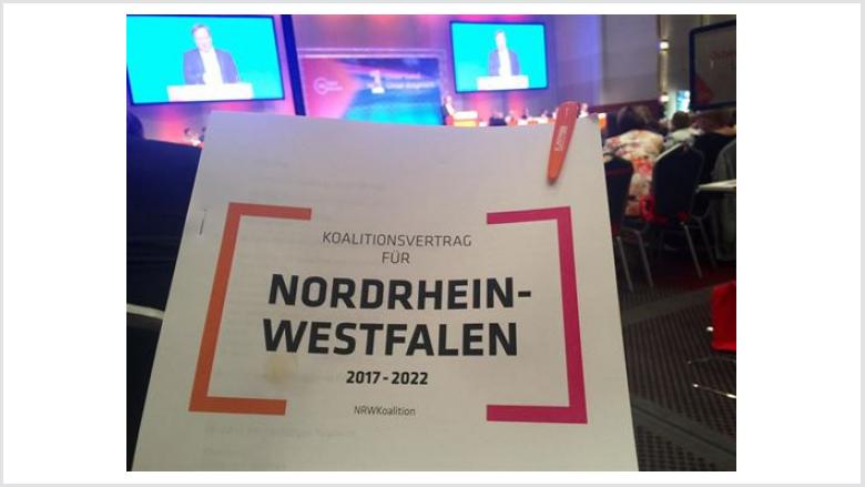 Der CDU Landesparteitag beschließt den Koalitionsvertag Der CDU Landesparteitag beschließt den Koalitionsvertag