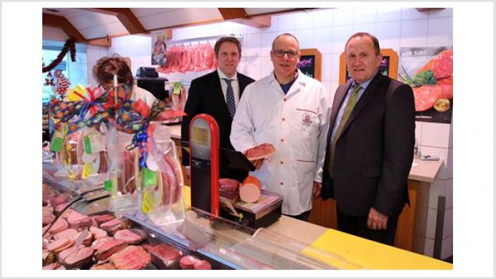 Besuch von Frank Boss und mir vor einigen Wochen beim Obermeister der Fleischerinnung Josef Baumanns