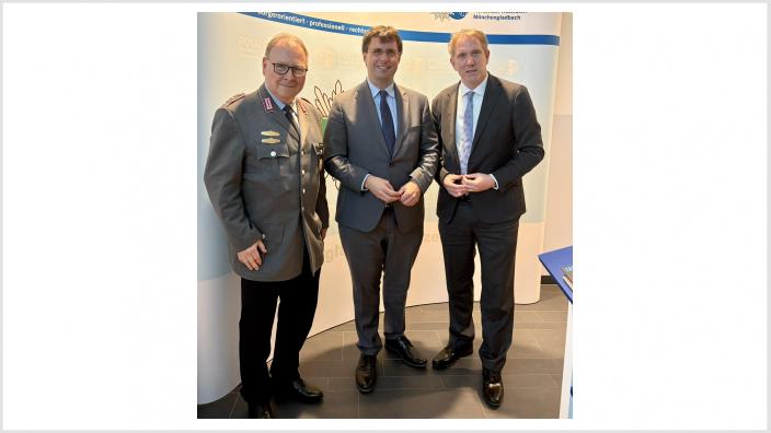 Sicherheitspolitisches Forum 